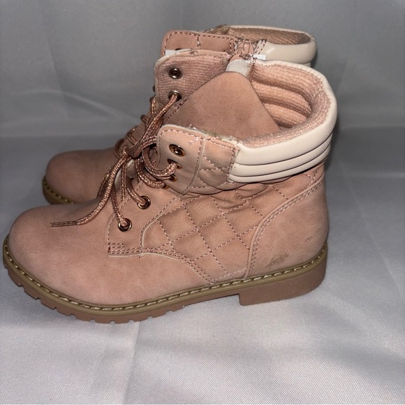 The Children’s Place Girls Blush Quilted Zip Lace-Up Boots Size 1 Youth - Picture 3 of 11